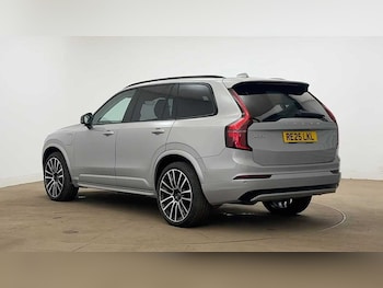 Used Volvo XC90 2025 for sale - 78670434: Photo