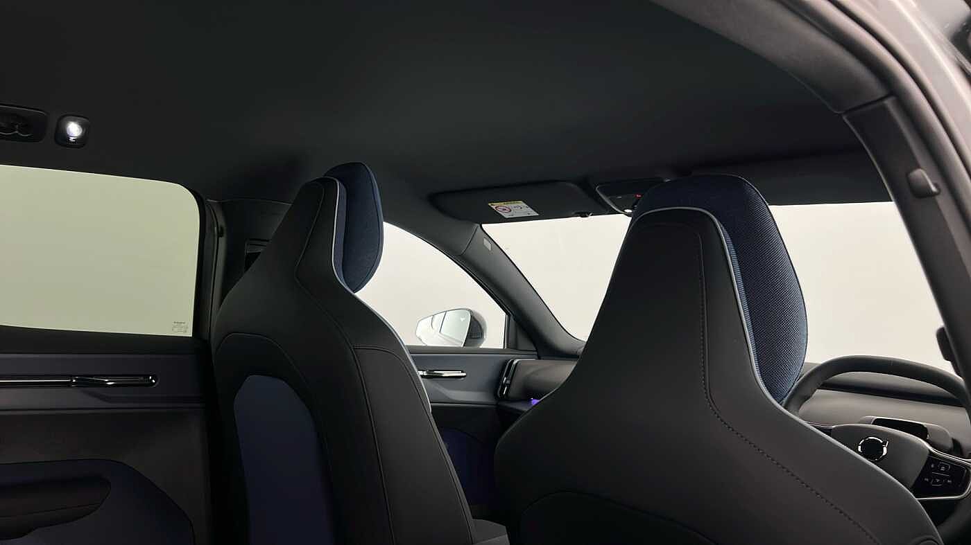 Used Volvo EX30 2025 for sale - 76664380: Photo 31