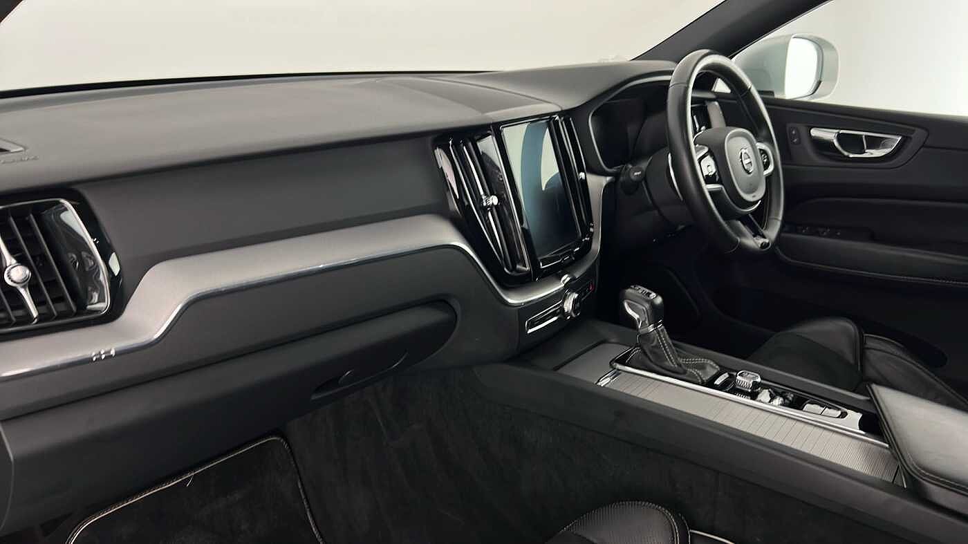 Used Volvo XC60 2018 for sale - 76984181: Photo 10