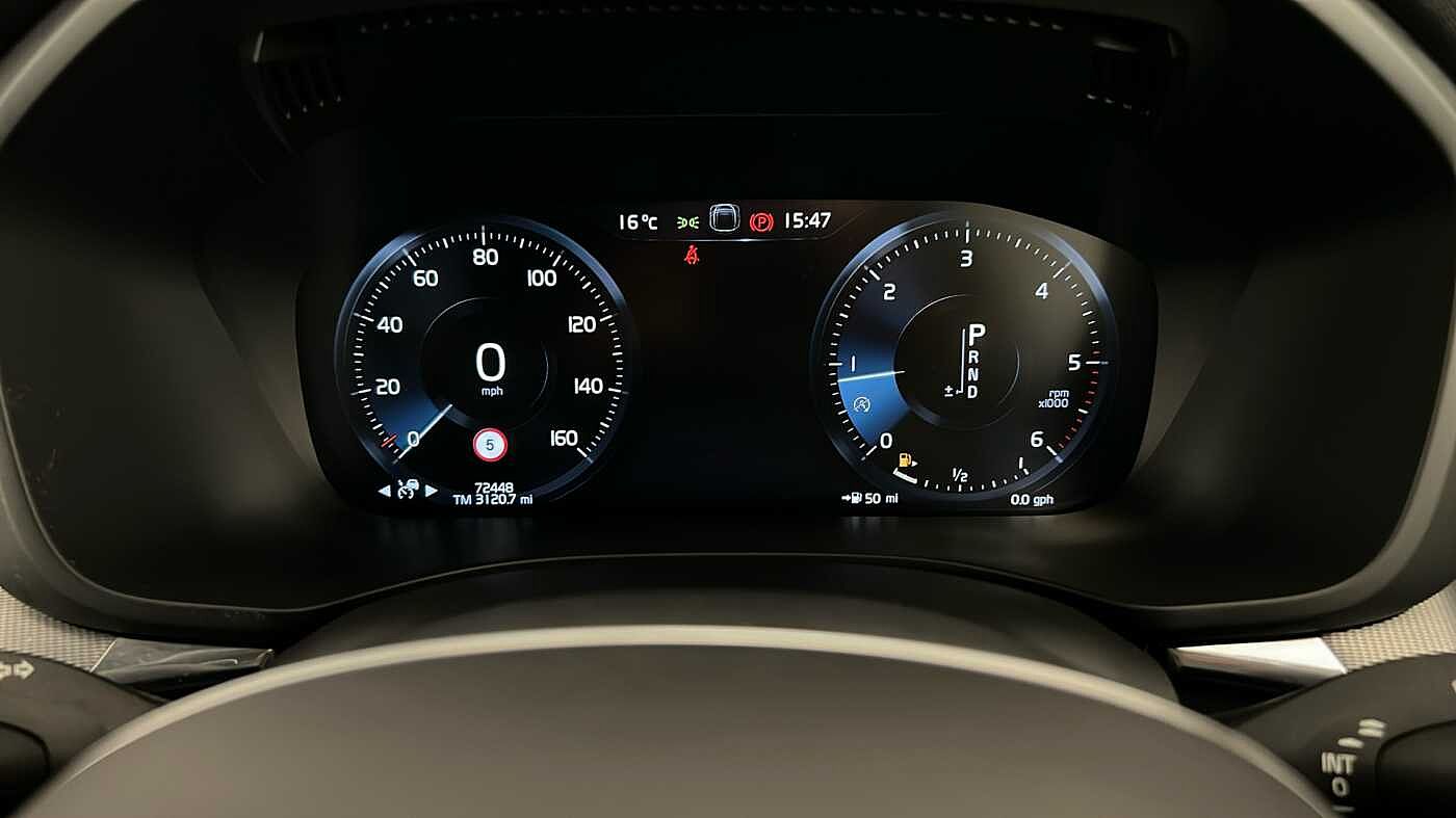 Used Volvo XC60 2018 for sale - 76984181: Photo 18