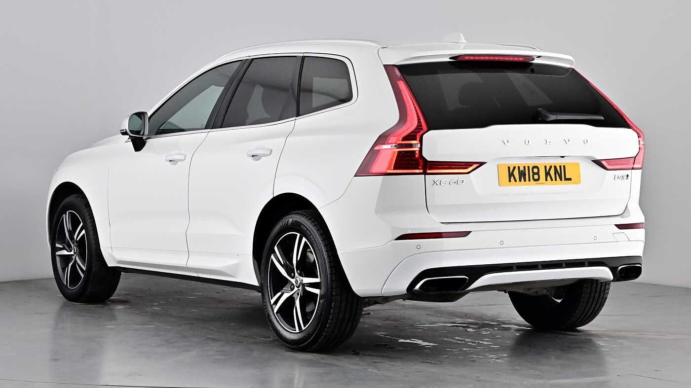 Used Volvo XC60 2018 for sale - 76984181: Photo 2