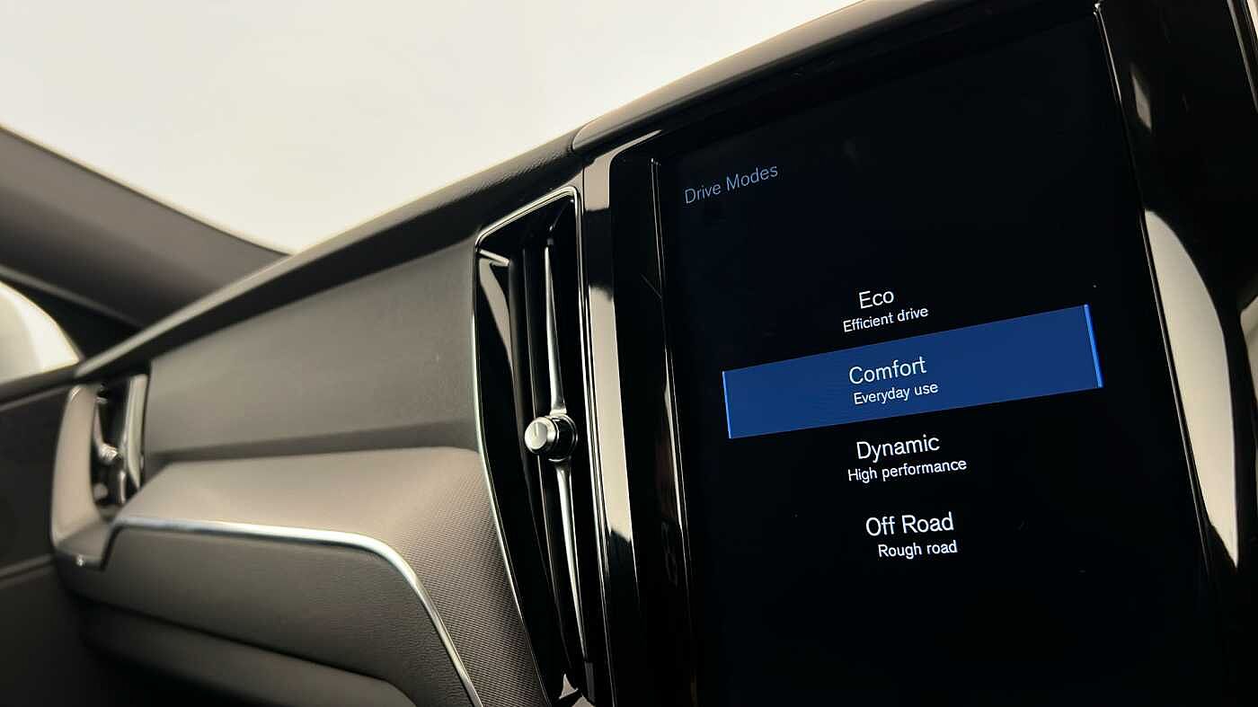 Used Volvo XC60 2018 for sale - 76984181: Photo 26