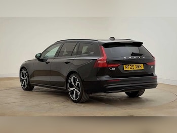 Used Volvo V60 2025 for sale - 78467839: Photo