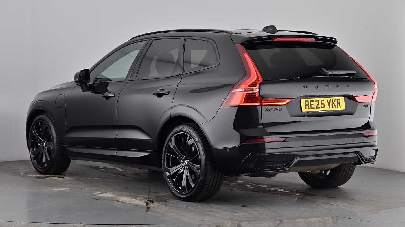 Used Volvo XC60 2025 for sale - 78094696: Photo 2