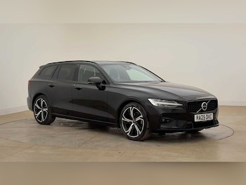 Used Volvo V60 2025 for sale - 79381279: Photo