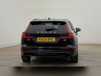 Used Volvo V60 2025 for sale - 79381279: Photo