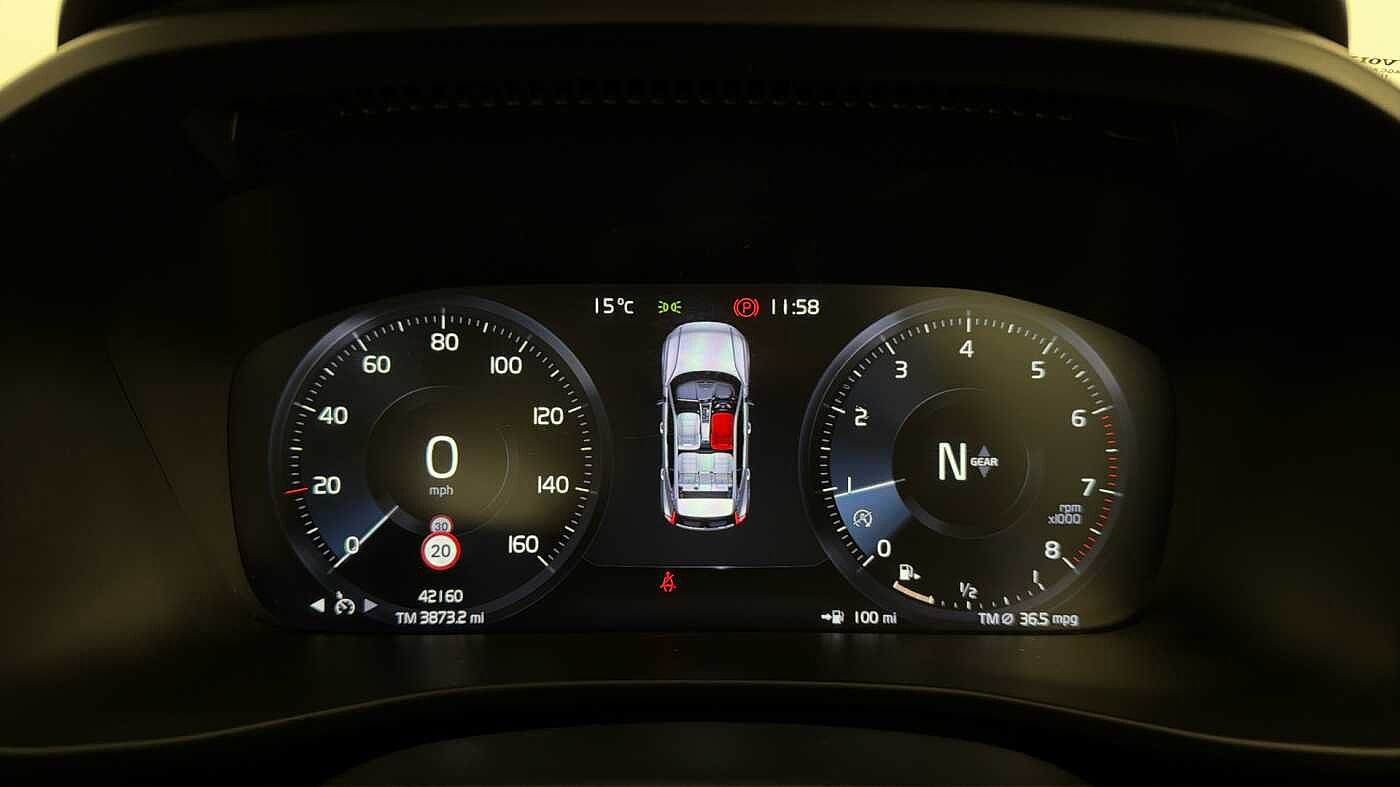 Used Volvo XC40 2020 for sale - 77745854: Photo 15