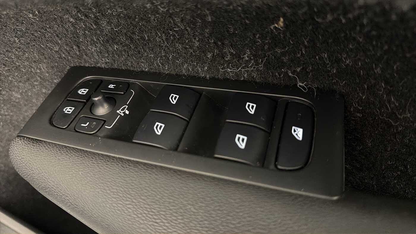 Used Volvo XC40 2020 for sale - 77745854: Photo 33