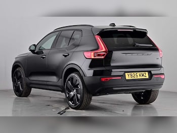 Used Volvo XC40 2025 for sale - 76652357: Photo