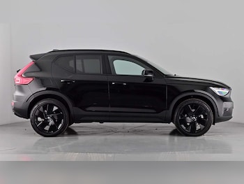 Used Volvo XC40 2025 for sale - 76652357: Photo