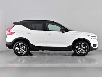 Used Volvo XC40 2019 for sale - 76172467: Photo