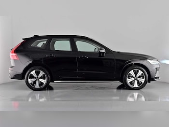 Used Volvo XC60 2023 for sale - 75738605: Photo