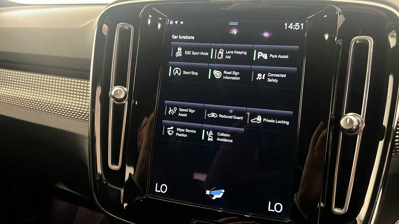 Used Volvo XC40 2021 for sale - 76664386: Photo 25