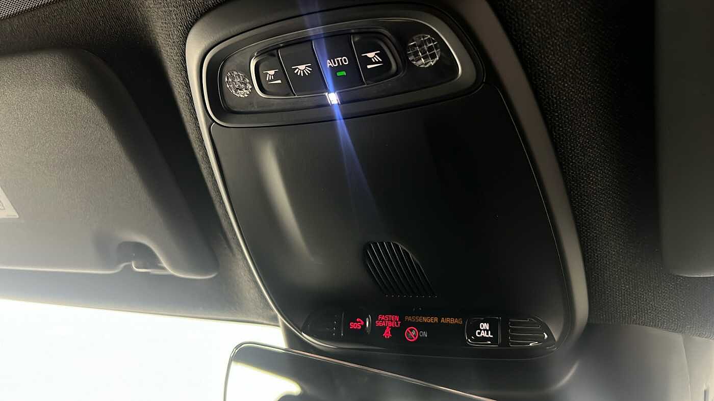 Used Volvo XC40 2021 for sale - 76664386: Photo 27