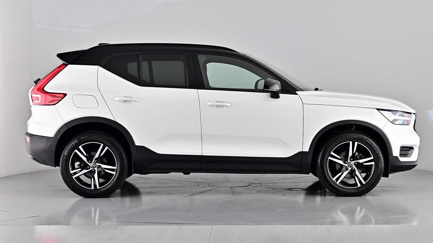 Used Volvo XC40 2021 for sale - 76664386: Photo 3