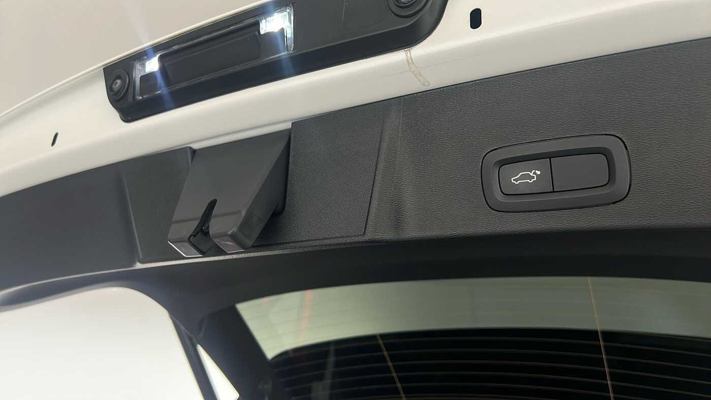 Used Volvo XC40 2021 for sale - 76664386: Photo 31