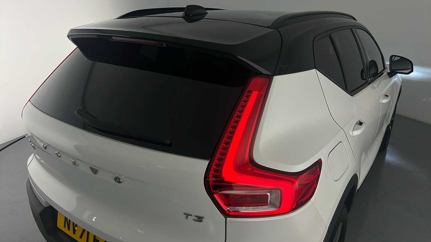 Used Volvo XC40 2021 for sale - 76664386: Photo 32