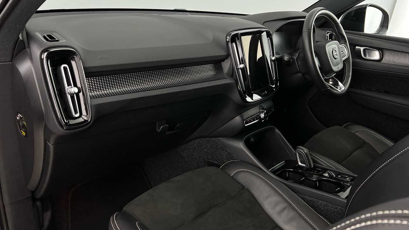 Used Volvo XC40 2021 for sale - 77225081: Photo 9