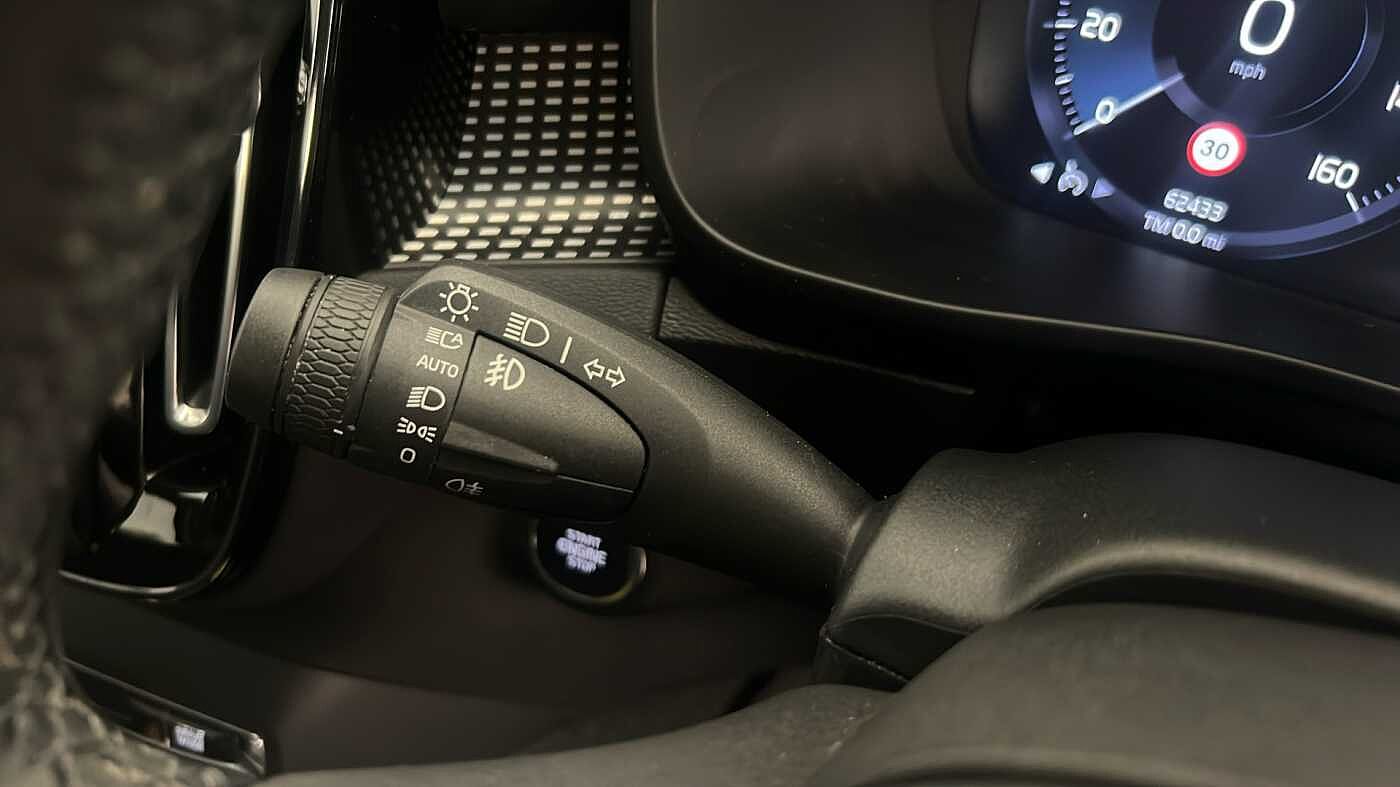 Used Volvo XC40 2021 for sale - 76018179: Photo 36