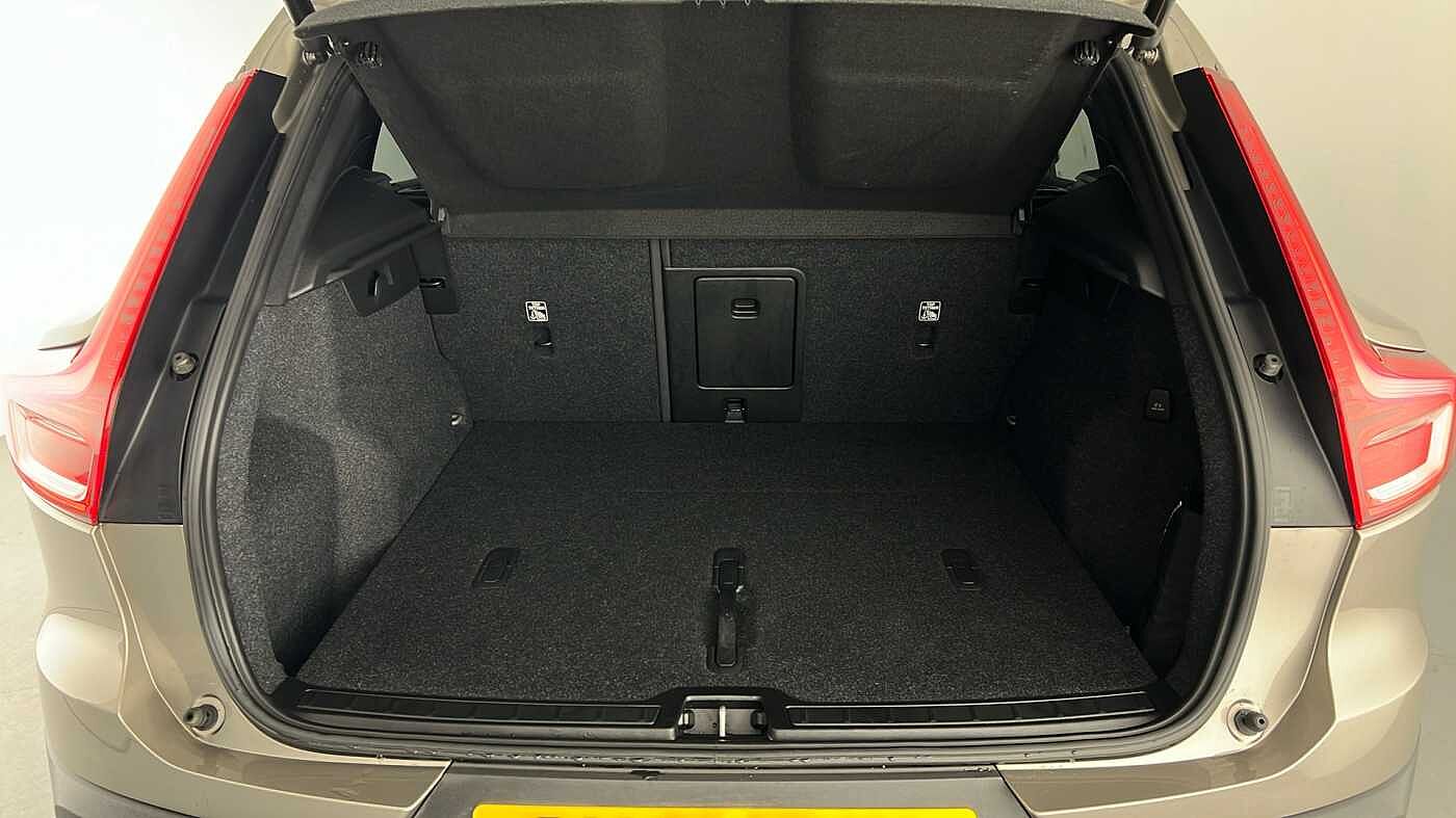 Used Volvo XC40 2021 for sale - 76544494: Photo 14