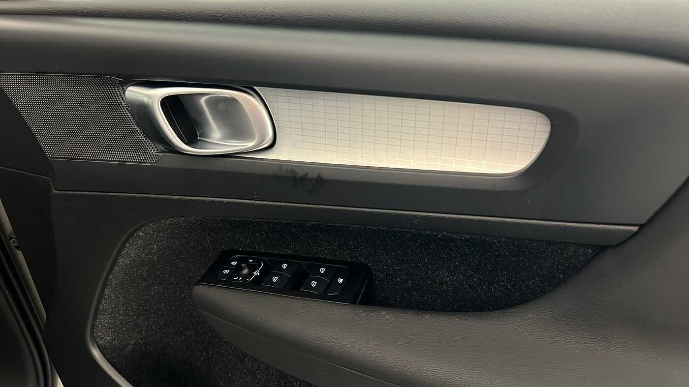 Used Volvo XC40 2021 for sale - 76544494: Photo 33