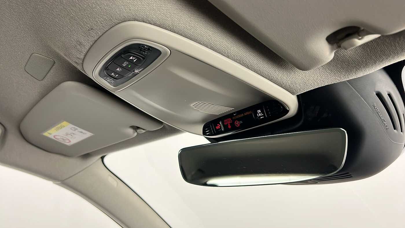 Used Volvo XC40 2021 for sale - 76544494: Photo 37