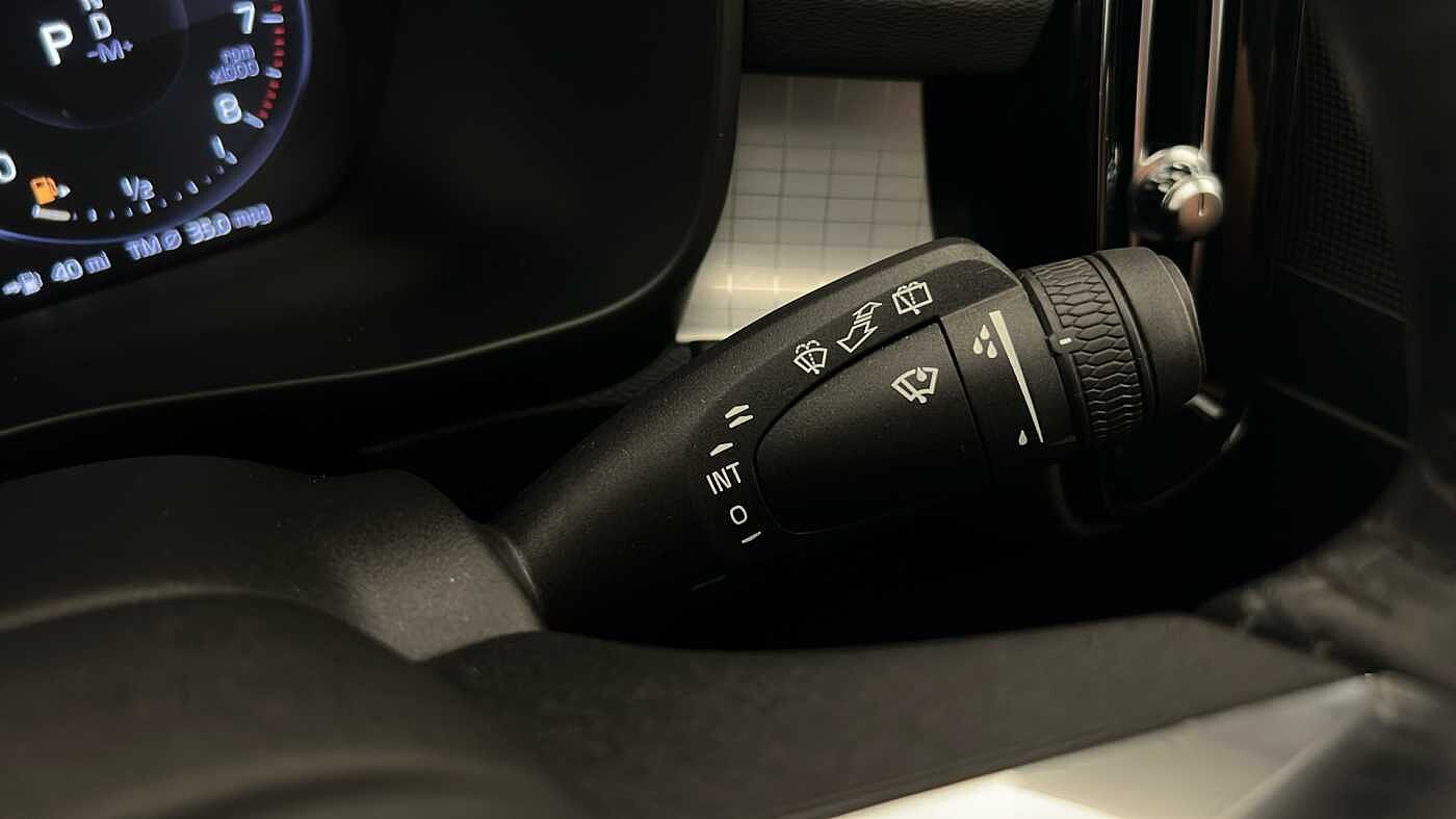 Used Volvo XC40 2021 for sale - 76544494: Photo 38