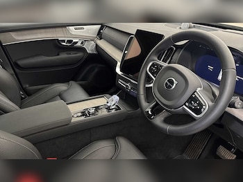 Used Volvo XC90 2025 for sale - 78298855: Photo