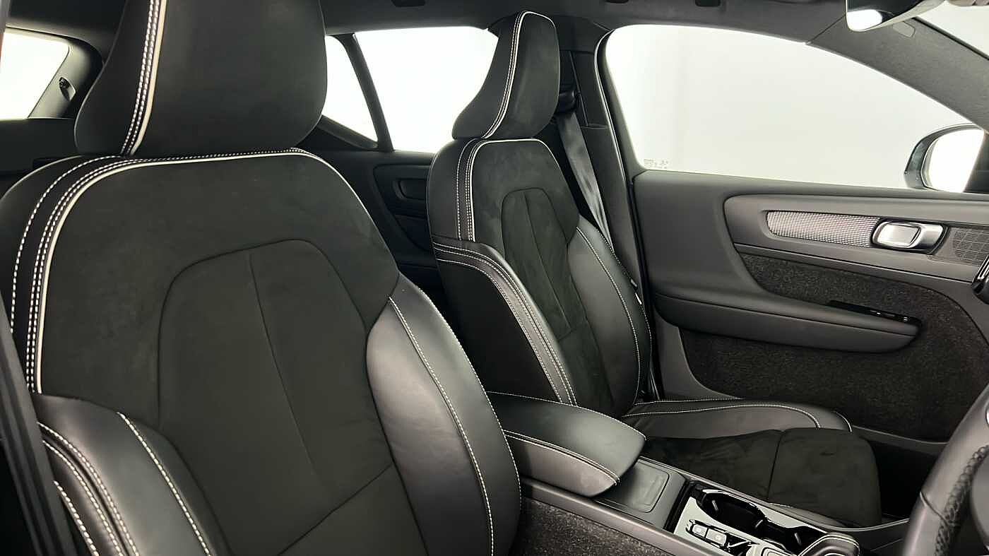 Used Volvo XC40 2021 for sale - 76494099: Photo 35