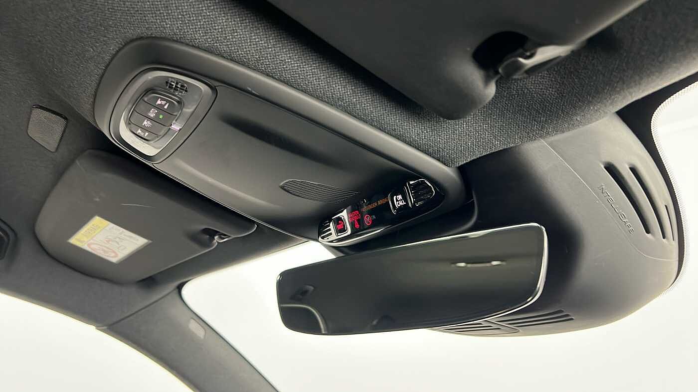 Used Volvo XC40 2021 for sale - 76494099: Photo 37