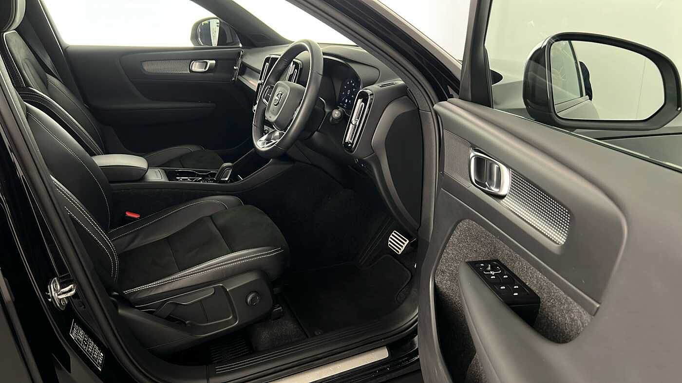 Used Volvo XC40 2021 for sale - 76494099: Photo 53