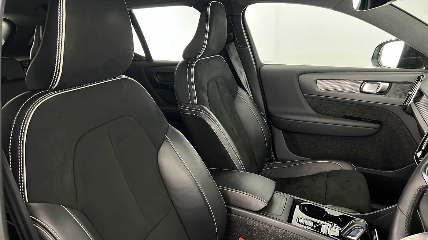 Used Volvo XC40 2021 for sale - 76494099: Photo 71