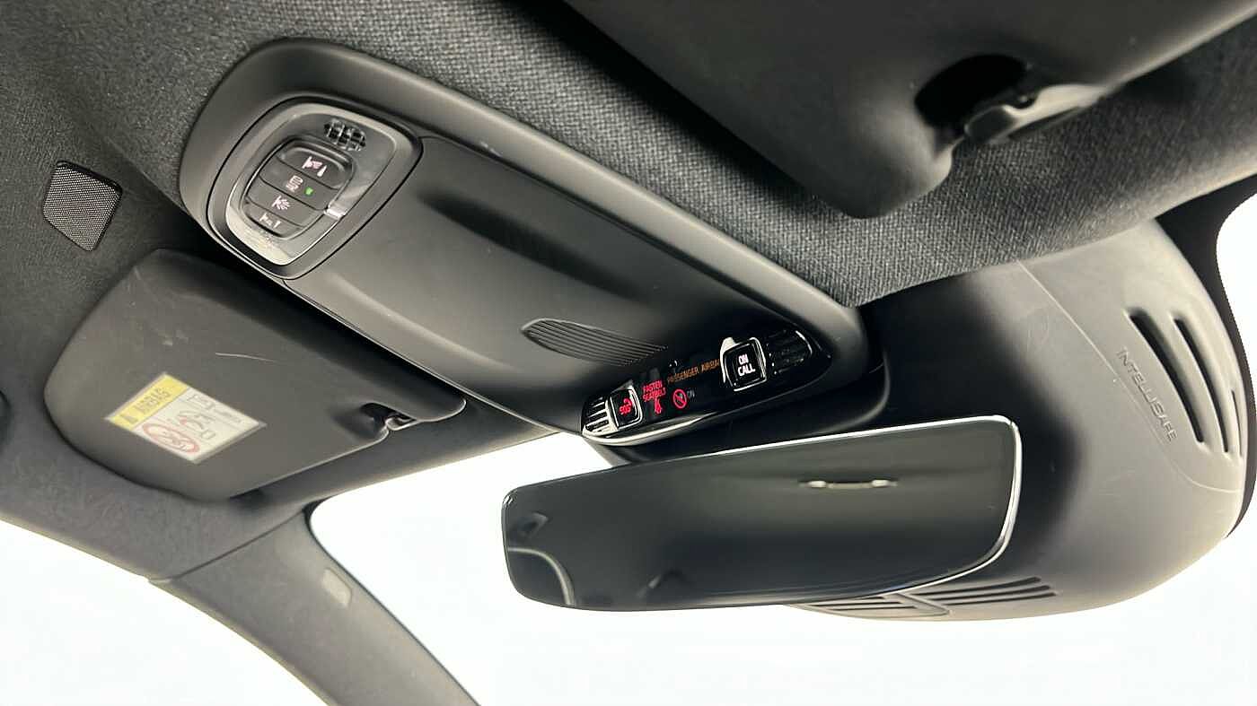 Used Volvo XC40 2021 for sale - 76494099: Photo 73