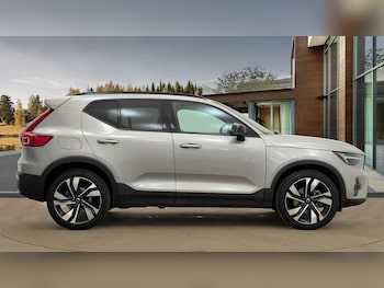 Used Volvo XC40 2024 for sale - 76098044: Photo