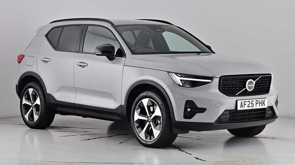 Used Volvo XC40 2025 for sale - 75652758: Photo 1