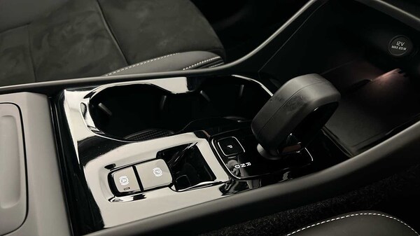 Used Volvo XC40 2025 for sale - 75652758: Photo 20