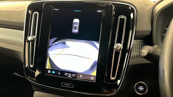 Used Volvo XC40 2025 for sale - 75652758: Photo 23