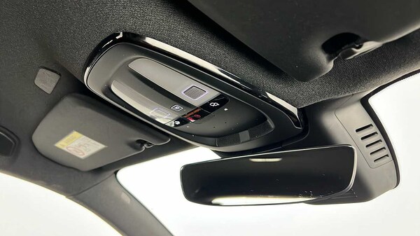 Used Volvo XC40 2025 for sale - 75652758: Photo 36