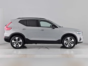 Used Volvo XC40 2025 for sale - 75652758: Photo