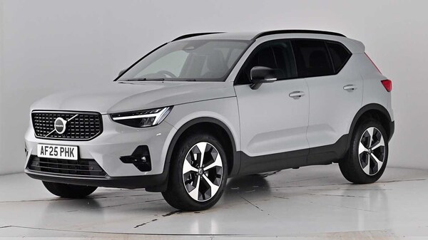 Used Volvo XC40 2025 for sale - 75652758: Photo 4