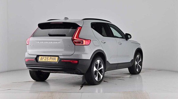 Used Volvo XC40 2025 for sale - 75652758: Photo 73