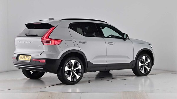 Used Volvo XC40 2025 for sale - 75652758: Photo 75