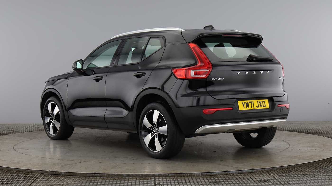 Used Volvo XC40 2022 for sale - 76055634: Photo 2