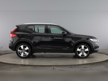 Used Volvo XC40 2022 for sale - 76055634: Photo