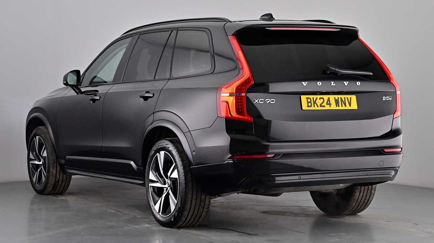 Used Volvo XC90 2024 for sale - 77137717: Photo 2
