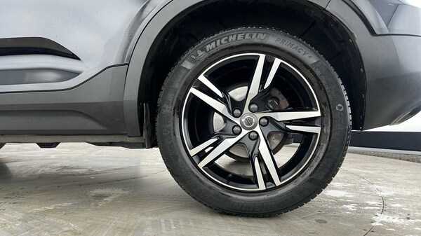 Used Volvo XC40 2021 for sale - 76344085: Photo 5
