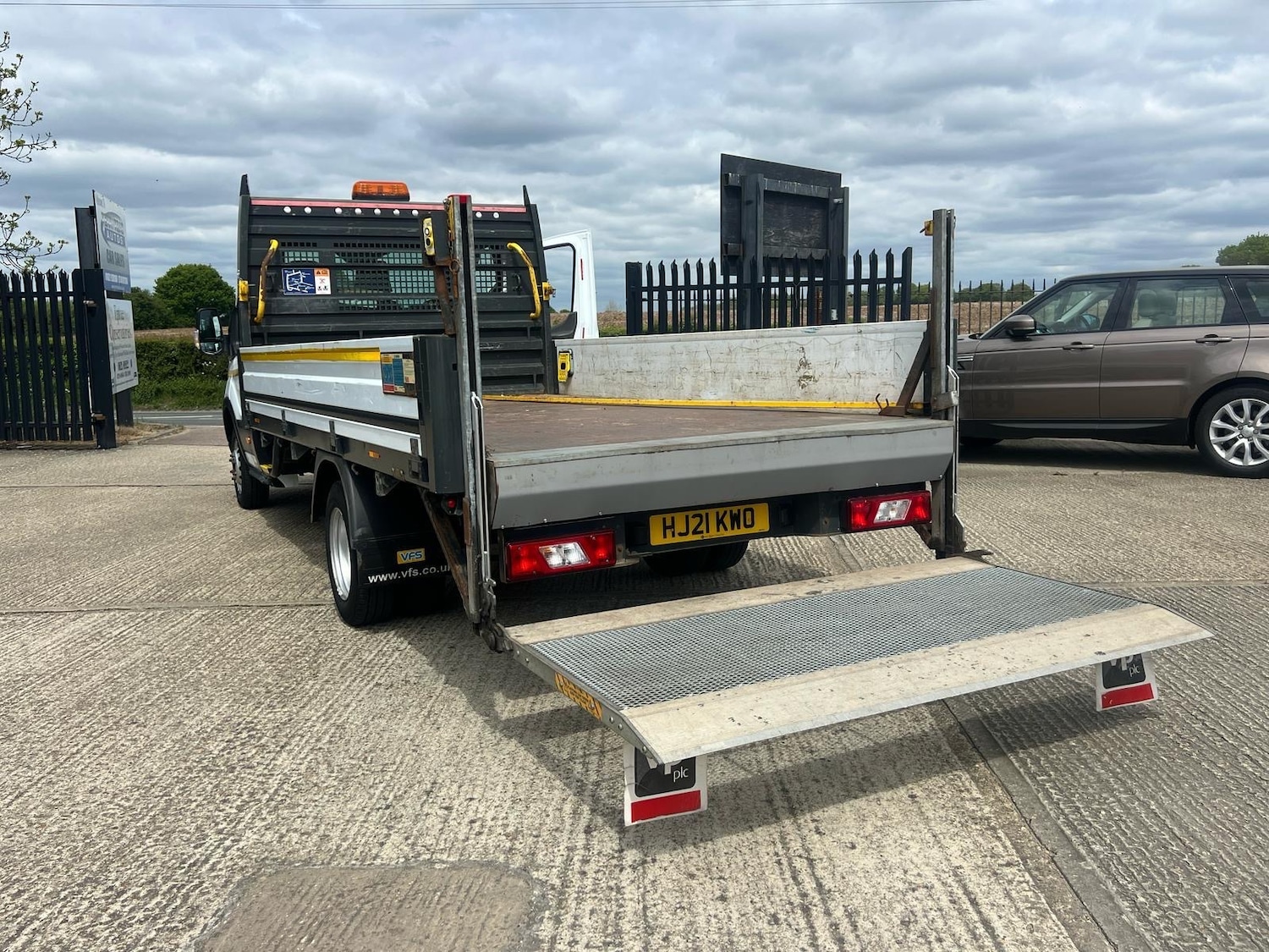 Vehicle 6