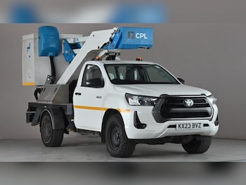 Used Toyota Hilux 2023 for sale - 79173855: Photo