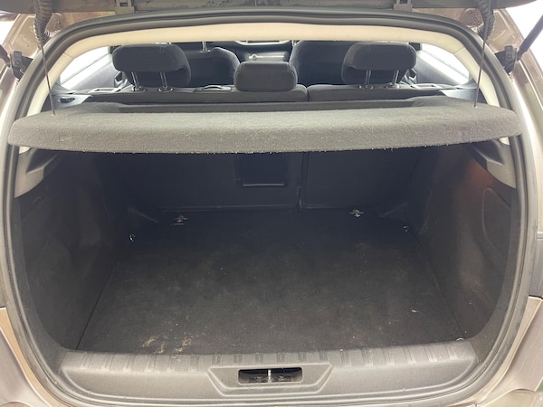 Used Peugeot 308 2015 for sale - 76326373: Photo 14