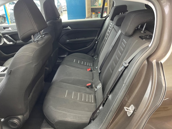 Used Peugeot 308 2015 for sale - 76326373: Photo 15